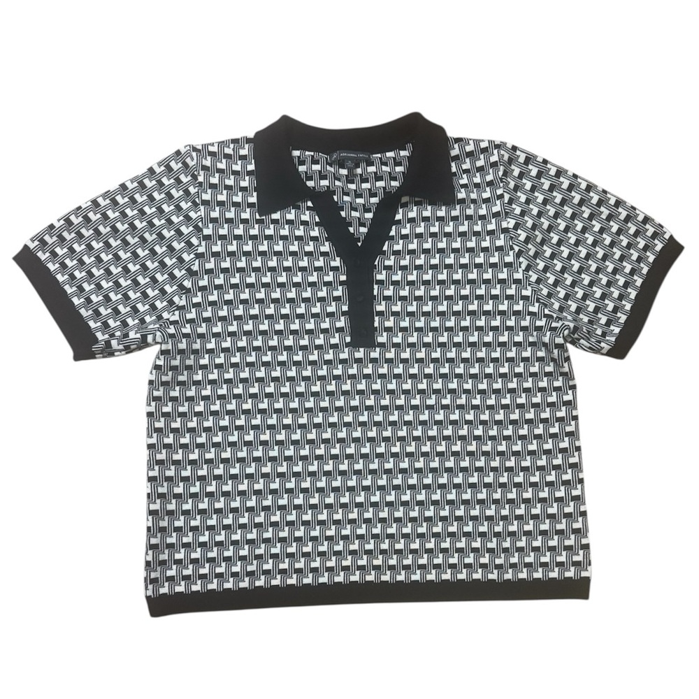 Adrianna Papell black/white geometric, polo collar, cloth buttons, stretchy knit
